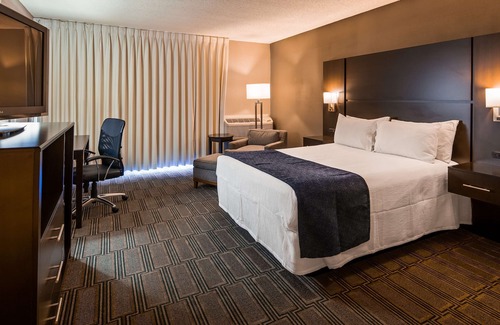 Santa Nella Hotel | Best Western Andersen's Inn