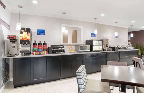 Bridge City Hotel | Best Western Bayou Inn