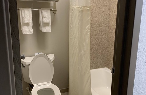 Northwest Hotel | Best Western Center Inn