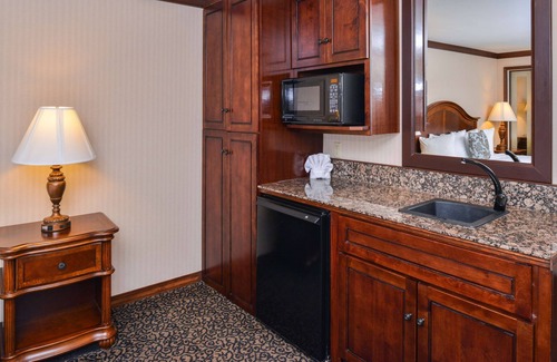 Sandpoint Hotel | Best Western Edgewater Resort