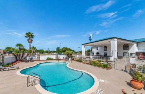 George West Hotel | Best Western George West Executive Inn