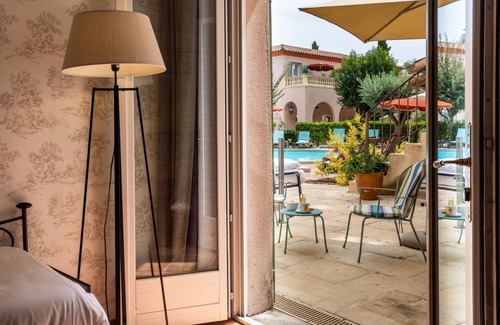 Route d'Arles Hotel | Best Western l'Orangerie