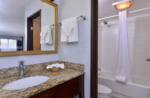 Naperville Hotel | Best Western Naperville Inn