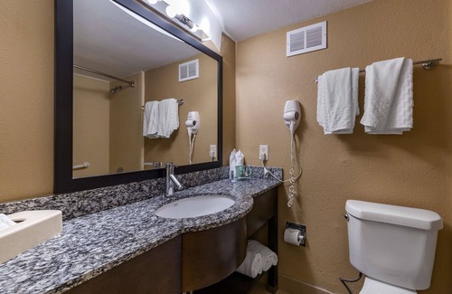 Land of the Presidents Hotel | Best Western Palm Beach Lakes