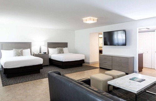Land of the Presidents Hotel | Best Western Palm Beach Lakes