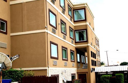 Arlington Hotel | Best Western Plus Arlington North Hotel & Suites