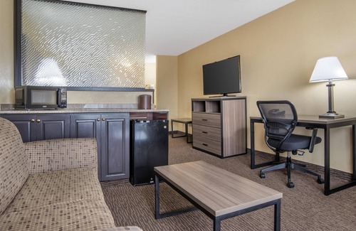 Bessemer Hotel | Best Western Plus Bessemer Hotel & Suites