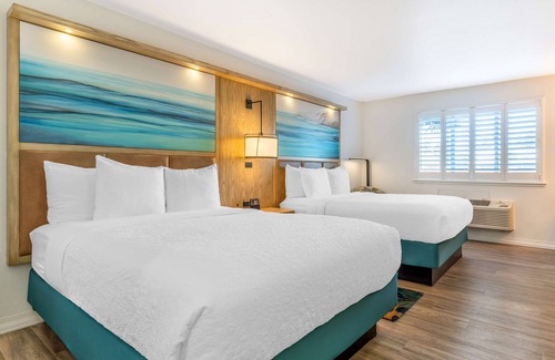 Capitola Hotel | Best Western Plus Capitola By-the-sea Inn & Suites