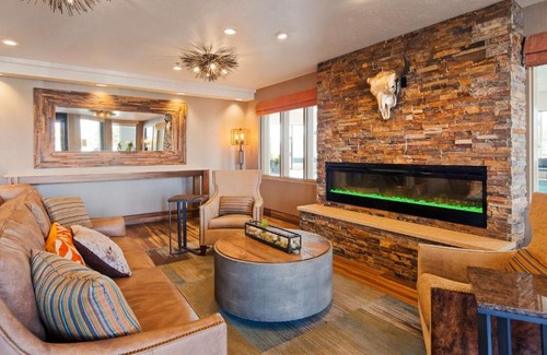 Idaho Falls Hotel | Best Western Plus CottonTree Inn