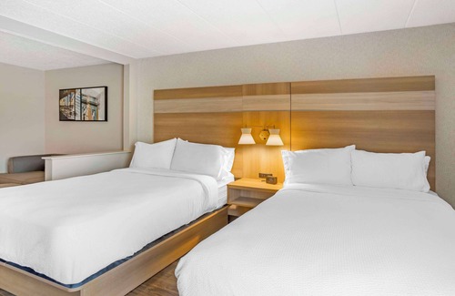York Hotel | Best Western Plus Heritage Rail Inn & Suites