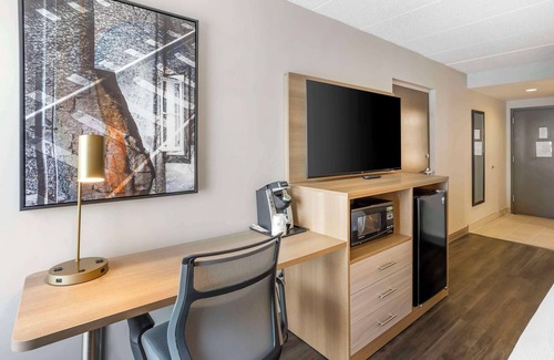 York Hotel | Best Western Plus Heritage Rail Inn & Suites
