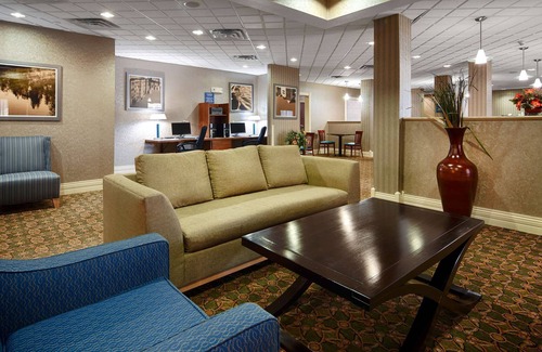 Kalamazoo Hotel | Best Western Plus Kalamazoo Suites