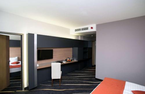 Szekesfehervar Hotel | Best Western Plus Lakeside Hotel