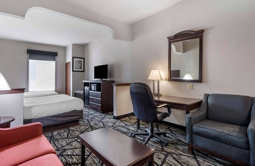 McKinney Hotel | BEST WESTERN PLUS McKinney Inn & Suites