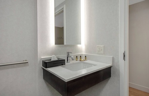 Secaucus Hotel | Best Western Plus Meadowlands