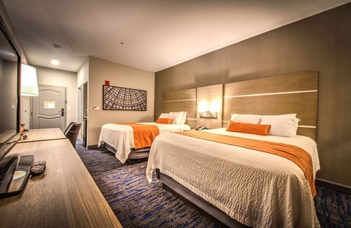 Burbank Hotel | Best Western Plus Media Center Inn & Suites