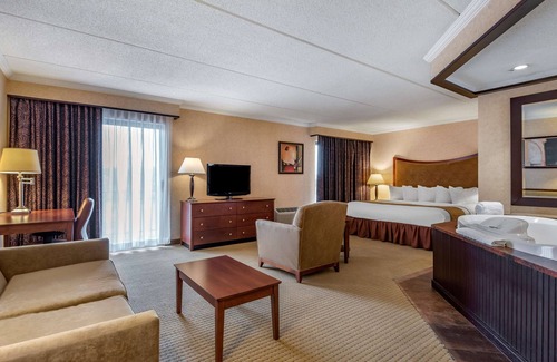 Oswego Hotel | Best Western Plus Oswego Hotel and Conference Center