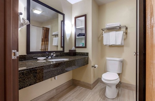 Sparta Hotel | Best Western Plus Sparta Trail Lodge