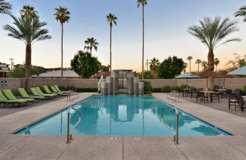 South Scottsdale Hotel | Best Western Plus Sundial