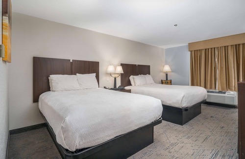 Cedar Point Hotel | Best Western Plus Silver Creek Inn