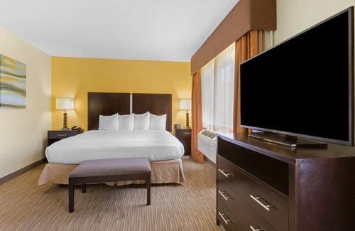 Farmington Hotel | Best Western Plus The Four Corners Inn