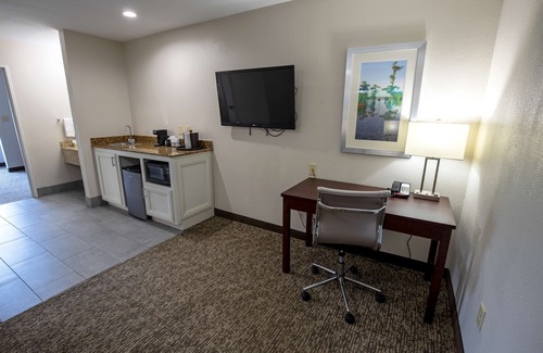 Lafayette Hotel | Best Western Plus Vermilion River Inn & Suites