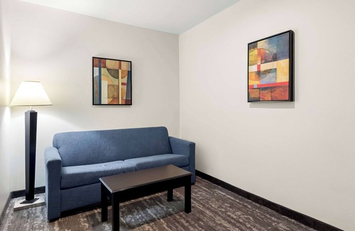 Carbondale Hotel | Best Western Saluki Inn