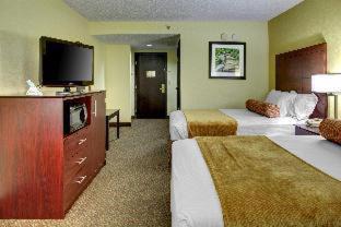 Normandy Shores Hotel | Best Western Seneca-Clemson