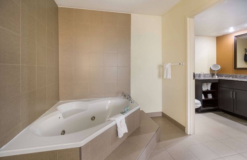 Pennington Bend Hotel | Best Western Suites Near Opryland