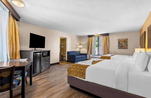 Pigeon Forge Hotel | Best Western Toni Inn