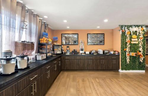 Santa Clara Hotel | Best Western University Inn Santa Clara