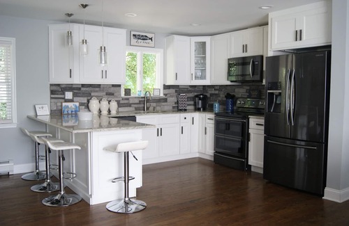 Lake Hopatcong Casa | BestOBothWorlds.2G@HandcraftedWoodTerrace.GameRoom