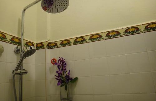 Downtown George Town Hotel | Betel Nut Lodge