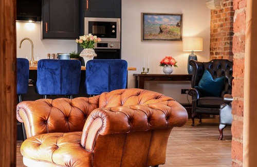 West Heslerton Cabaña | BETH'S COTTAGE, pet friendly, luxury holiday cottage in Rillington