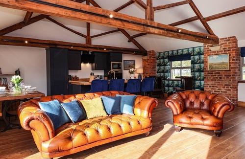 West Heslerton Cabaña | BETH'S COTTAGE, pet friendly, luxury holiday cottage in Rillington