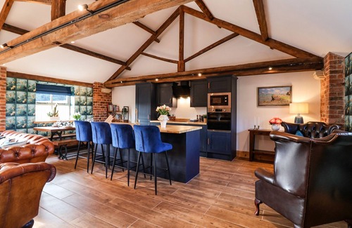 West Heslerton Cabaña | BETH'S COTTAGE, pet friendly, luxury holiday cottage in Rillington