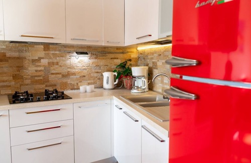 Assenza Villa | BETH'S HOUSE