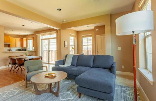 North Bethany Apartamento | Bethany 2br w pool nr brewery garden golf PDX-12