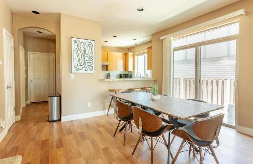 North Bethany Apartamento | Bethany 2br w pool nr brewery garden golf PDX-12