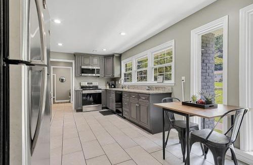 Huntsville Casa | Bethany A American Retreat