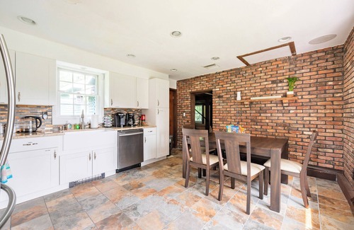 Mongaup Valley Cabina | Bethel Woods Retreat on 45 acres with Hot Tub Arcade Pool & Firepit!