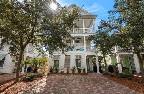 Villages of Crystal Beach Casa | Better Together