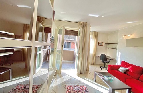 Certosa Apartamento | Between Centro Città and Fera Milano, with private and guarded parking
