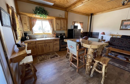Cody Cabaña | Between Cody & Yellowstone Bunkhouse & Fishing On The Shoshone River(Listing #1)
