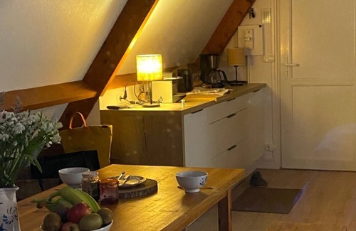 Kerlaz Chalet De Esquí | Between land and sea, an unusual cottage in a rural setting