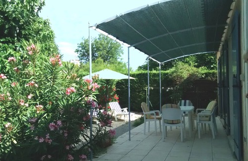 Eyguieres Casa | Entre Alpilles y Luberon Comfort, familiares (6pers), la residencia de la piscina