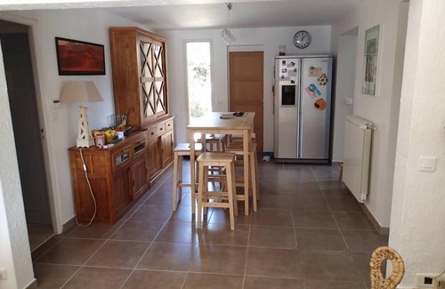 Poulx Casa | Entre Nimes y Uzes, bonito chalet con piscina en un entorno tranquilo