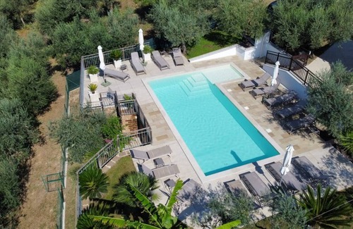 Coldragone Apartamento | Hermosa casa de la familia - tres apartamentos independientes con vistas a los olivares