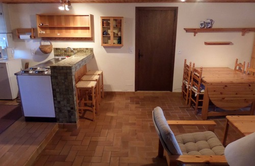 Vingrau Apartamento | Entre mar y montaña VINGRAU el peldaño de la escalera - Francia