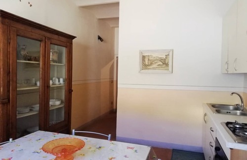 Citta della Pieve Casa | entre Umbría y Toscana, una casa en el callejón florido de Città della Pieve.